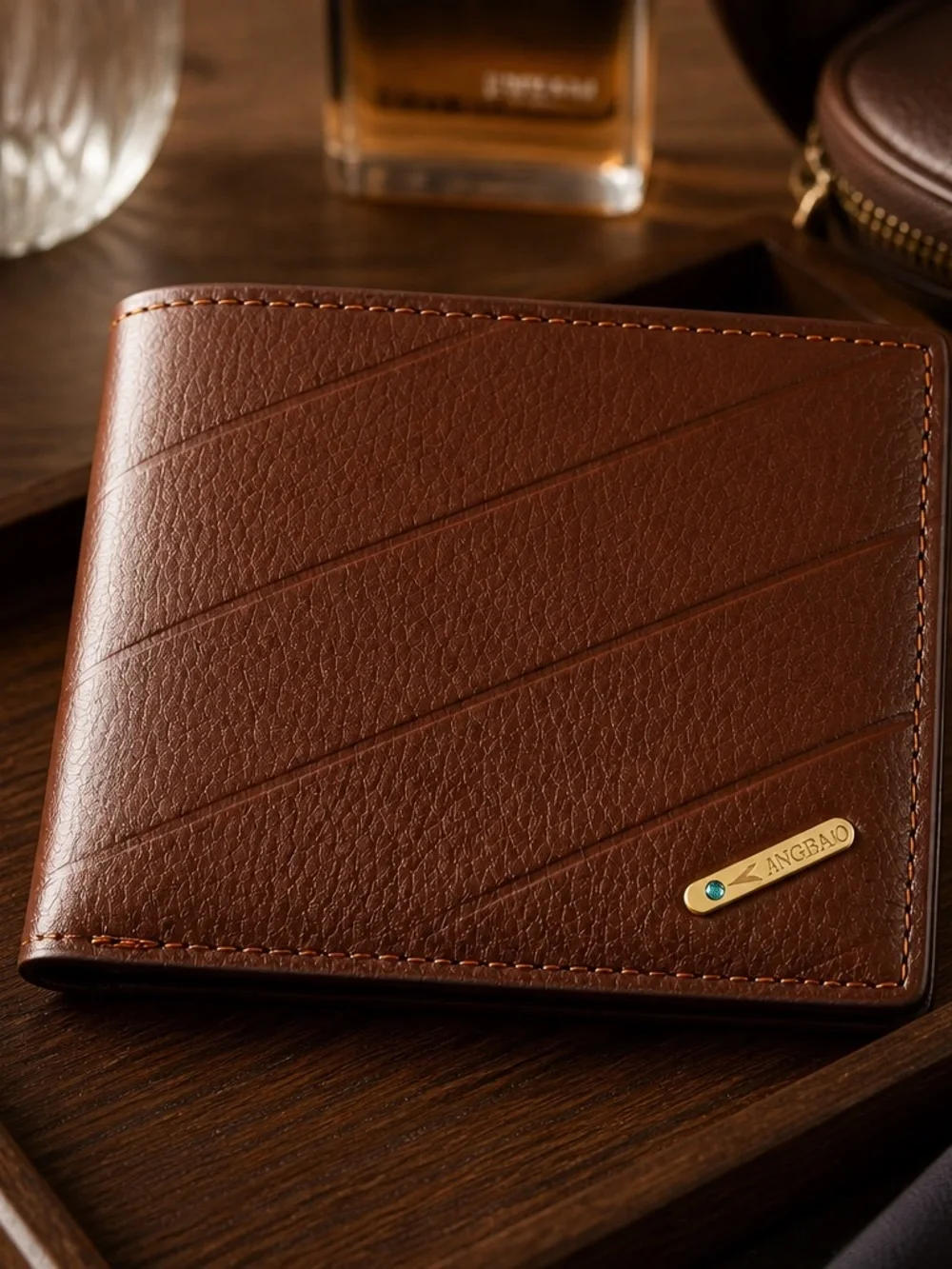 Men’s Dark Brown Premium Leather Bifold RFID Blocking Etched Design Wallet NWT